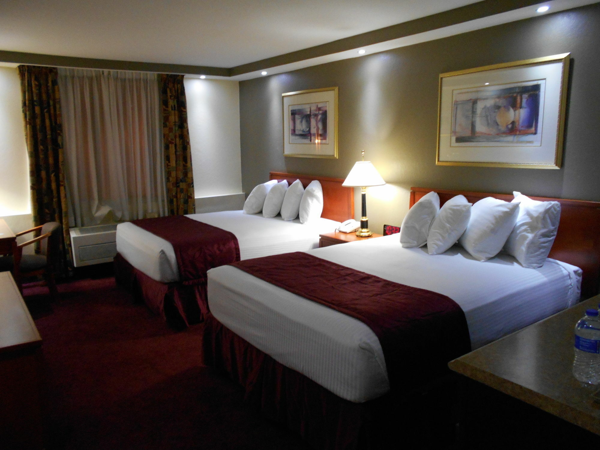 Best Host Inn Plaza Kansas City South Grandview Exteriör bild